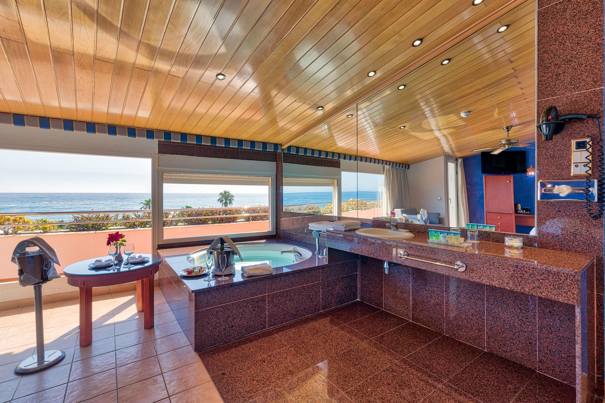 Marbella Playa Hotel エクステリア 写真